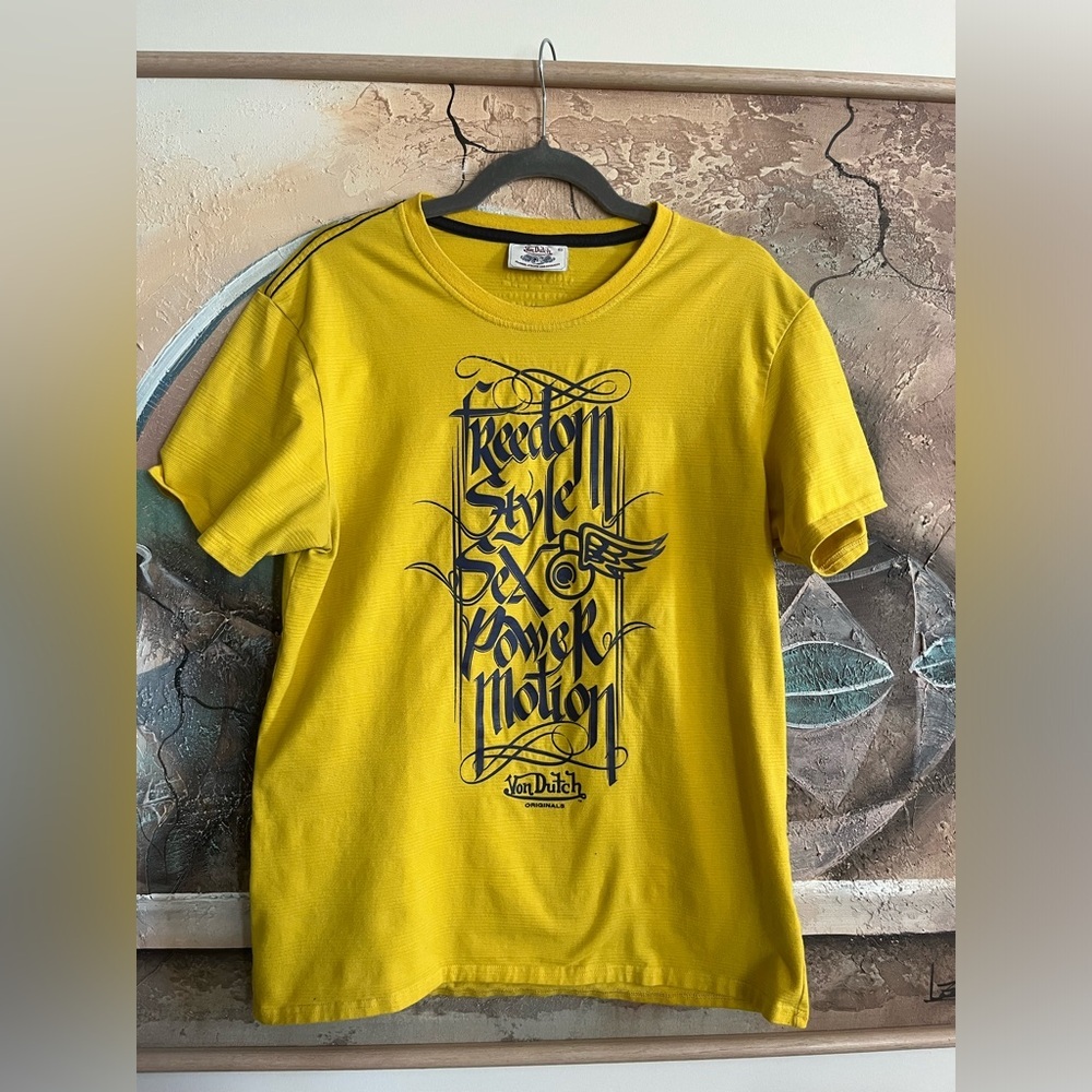 VON DUTCH Yellow Graphic Print Tee